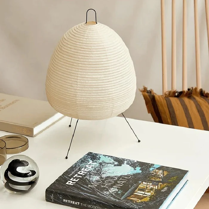 Gulv- og bordlampe i rispapir i japansk wabi-sabi-stil, 47 x 28 cm