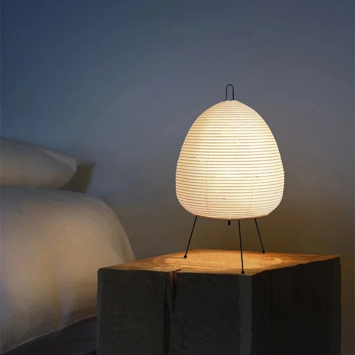 Gulv- og bordlampe i rispapir i japansk wabi-sabi-stil, 47 x 28 cm