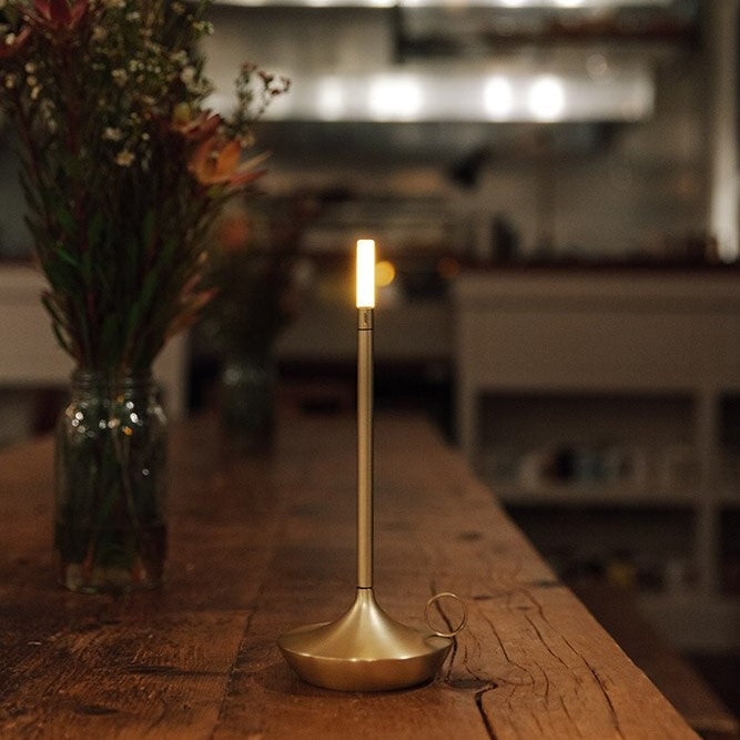 Bordlampe som LED-lysestake - oppladbar med berøringskontroll
