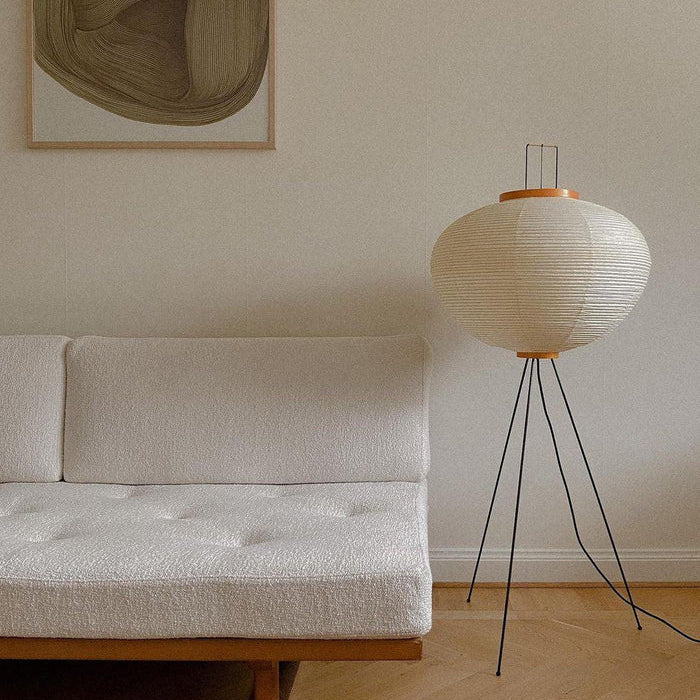 Gulvlampe i rispapir og metall - minimalistisk vintagestil, 53 x 120 cm