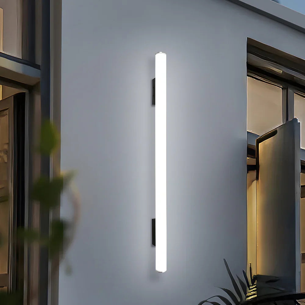 Utendørs vegglampe i aluminium med LED og opp- og nedlys - IP65