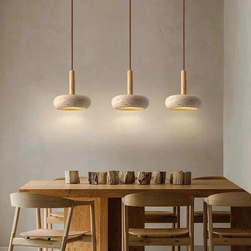 Pendellampe med LED i steingods og tre - moderne stil