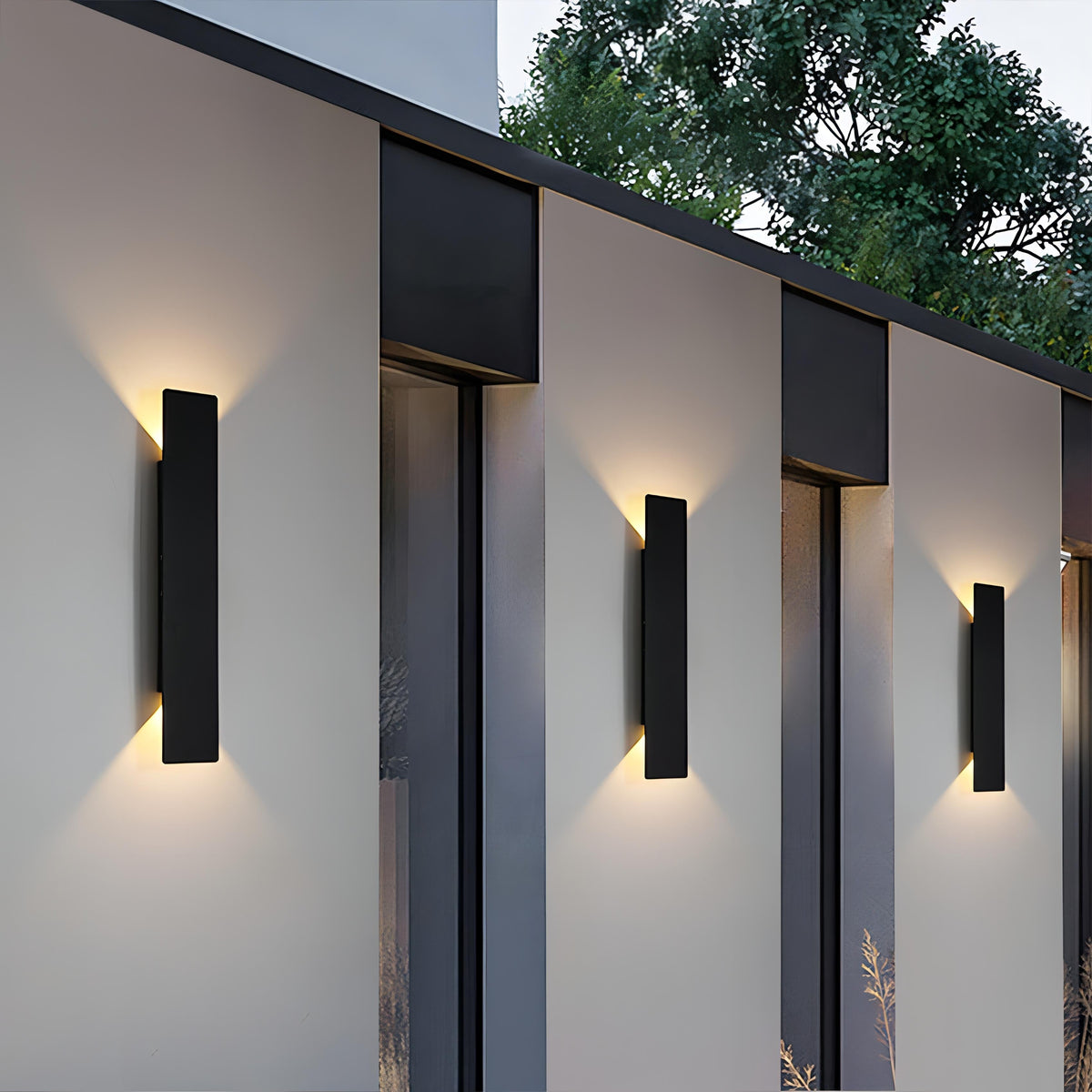 Utendørs vegglampe i aluminium - rektangulær med opp- og nedlys