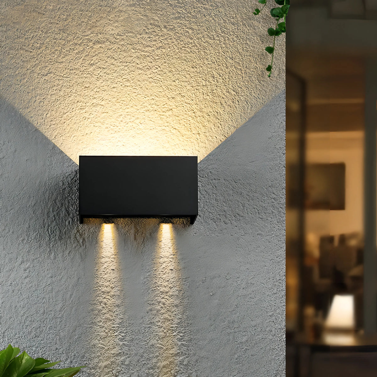 Utendørs vegglampe i aluminium med LED og opp- og nedlys IP65