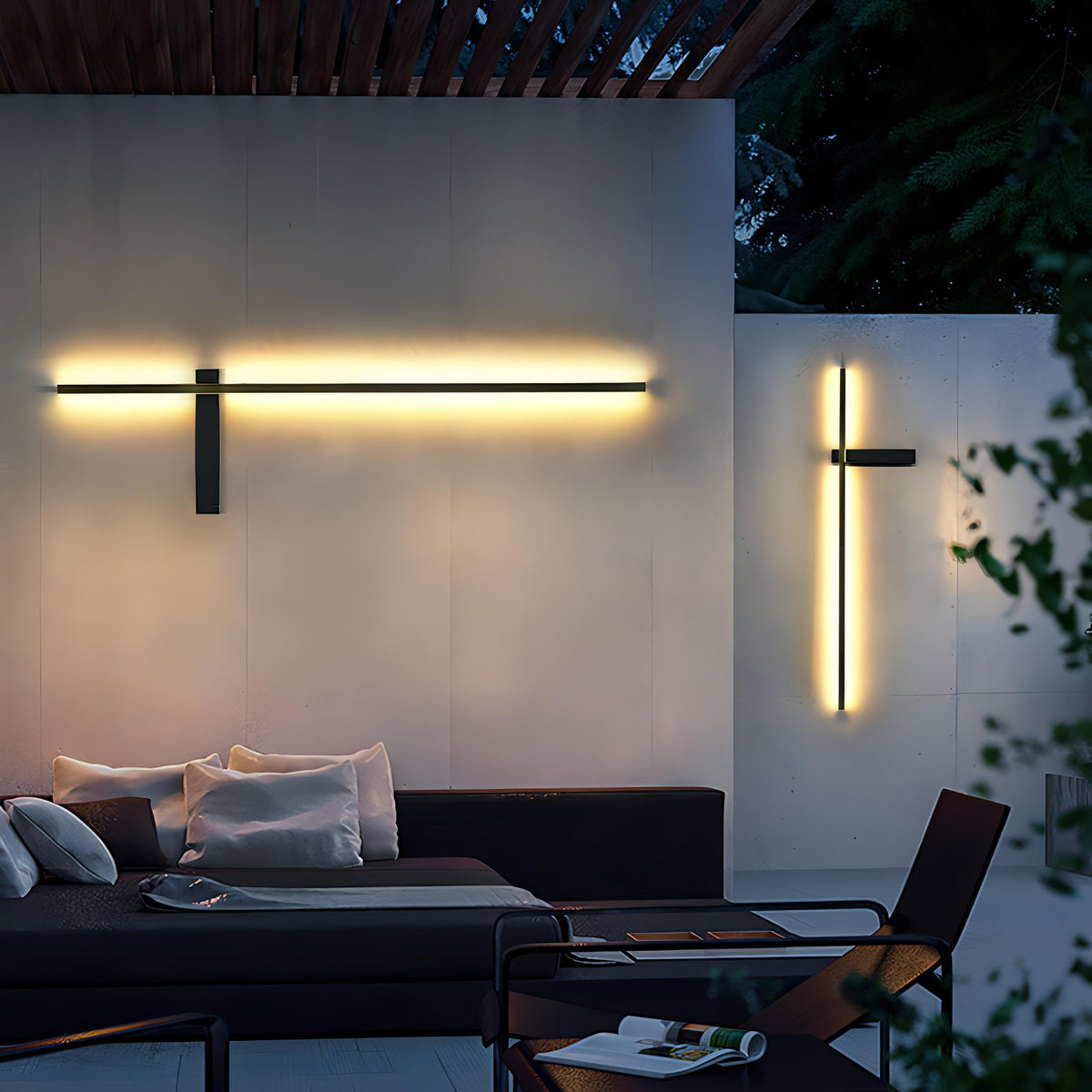 Utendørs vegglampe i moderne, rett design IP54