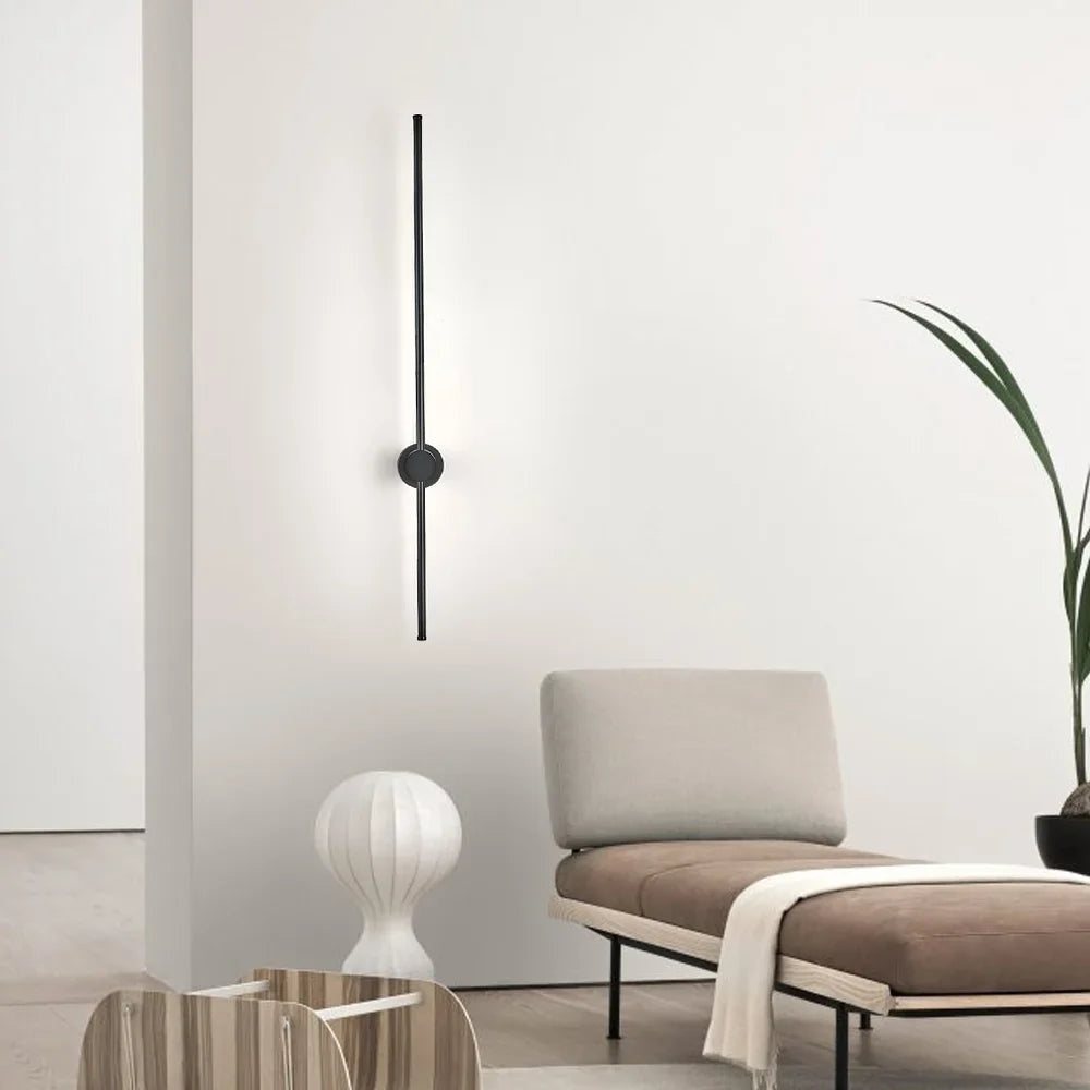 LED vegglampe i sort aluminium som slank lyslist, Svart