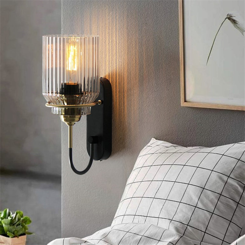 Retro vegglampe med riflet glass i svart og messing, Svart og messing