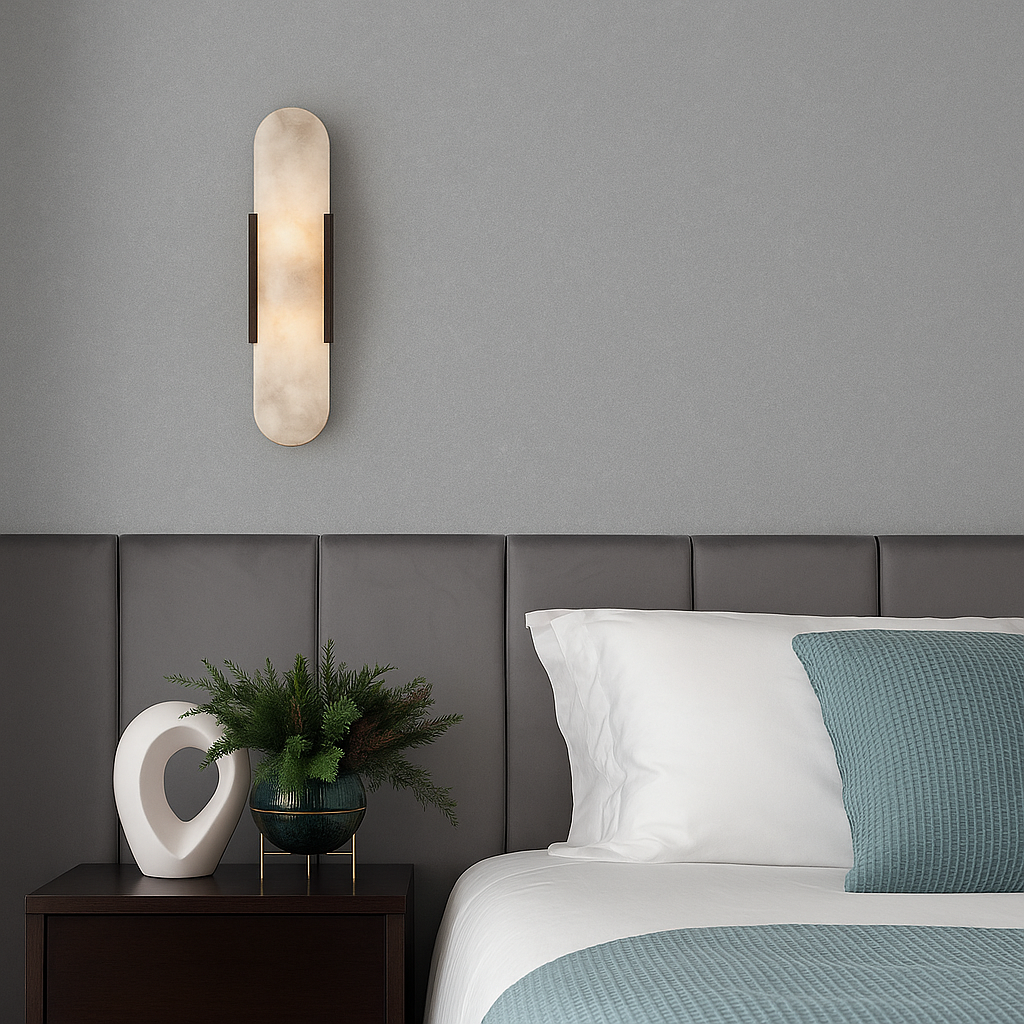 Vegglampe i marmor med oval form og metallramme, Gull, Svart