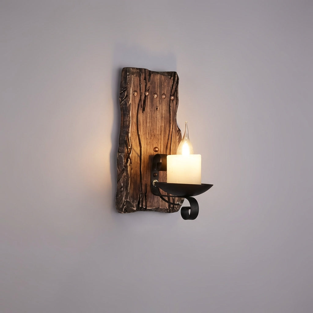Vegglampe i vintagestil med lyspære som stearinlys på treplate, Mørk brun, hvit og svart
