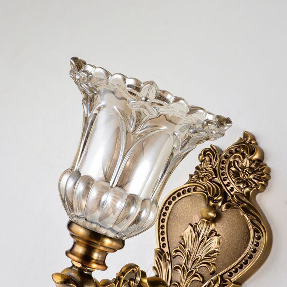Vintage vegglampe i antikk messingfarge med glasskalk, Antikk messing