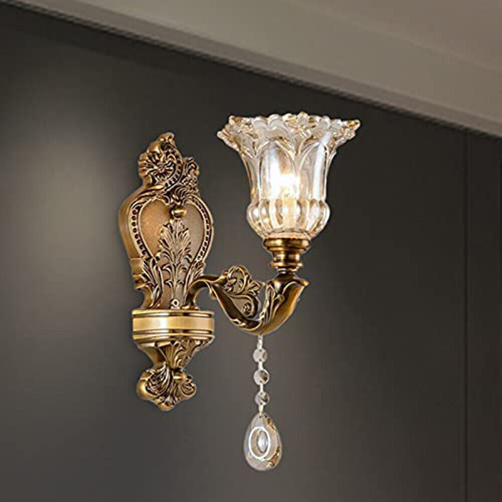 Vintage vegglampe i antikk messingfarge med glasskalk, Antikk messing
