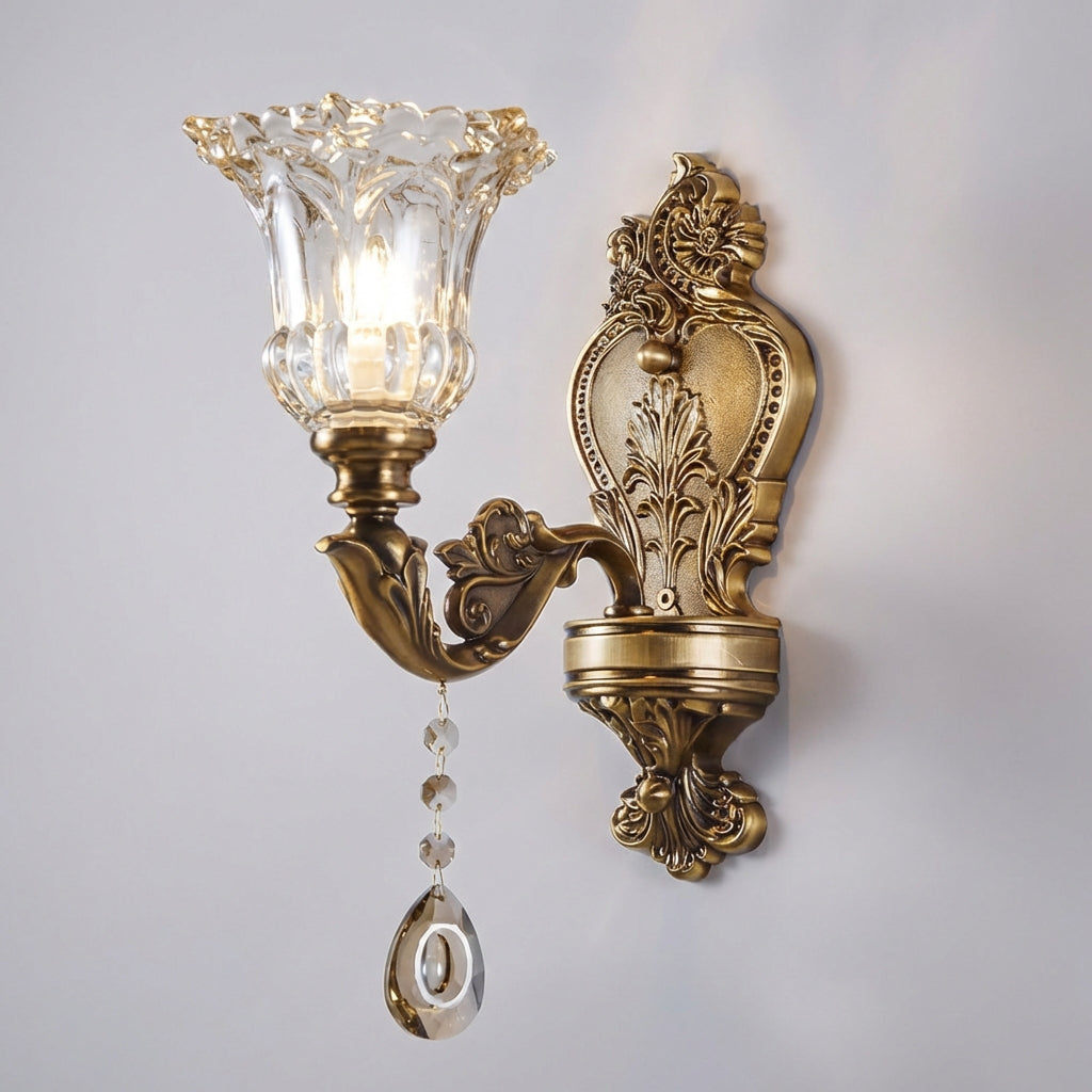 Vintage vegglampe i antikk messingfarge med glasskalk, Antikk messing