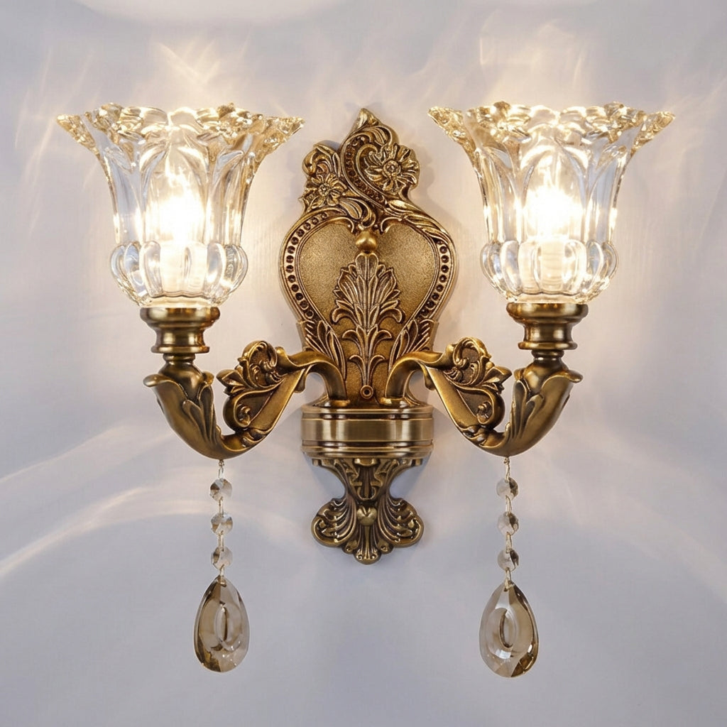 Vintage vegglampe i antikk messingfarge med glasskalk, Antikk messing