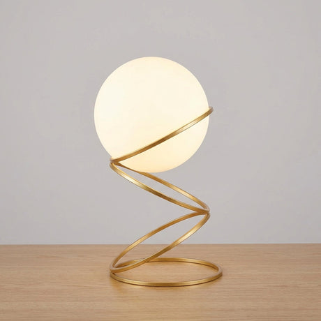 Bordlampe med spiralfot i gullfarge og hvit kule, Gull og hvit