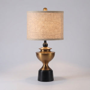 Bordlampe med urneformet fot i antikk bronse og linskjerm, Bronse, svart og beige