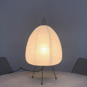 Gulv- og bordlampe i rispapir i japansk wabi-sabi-stil, 47 x 28 cm