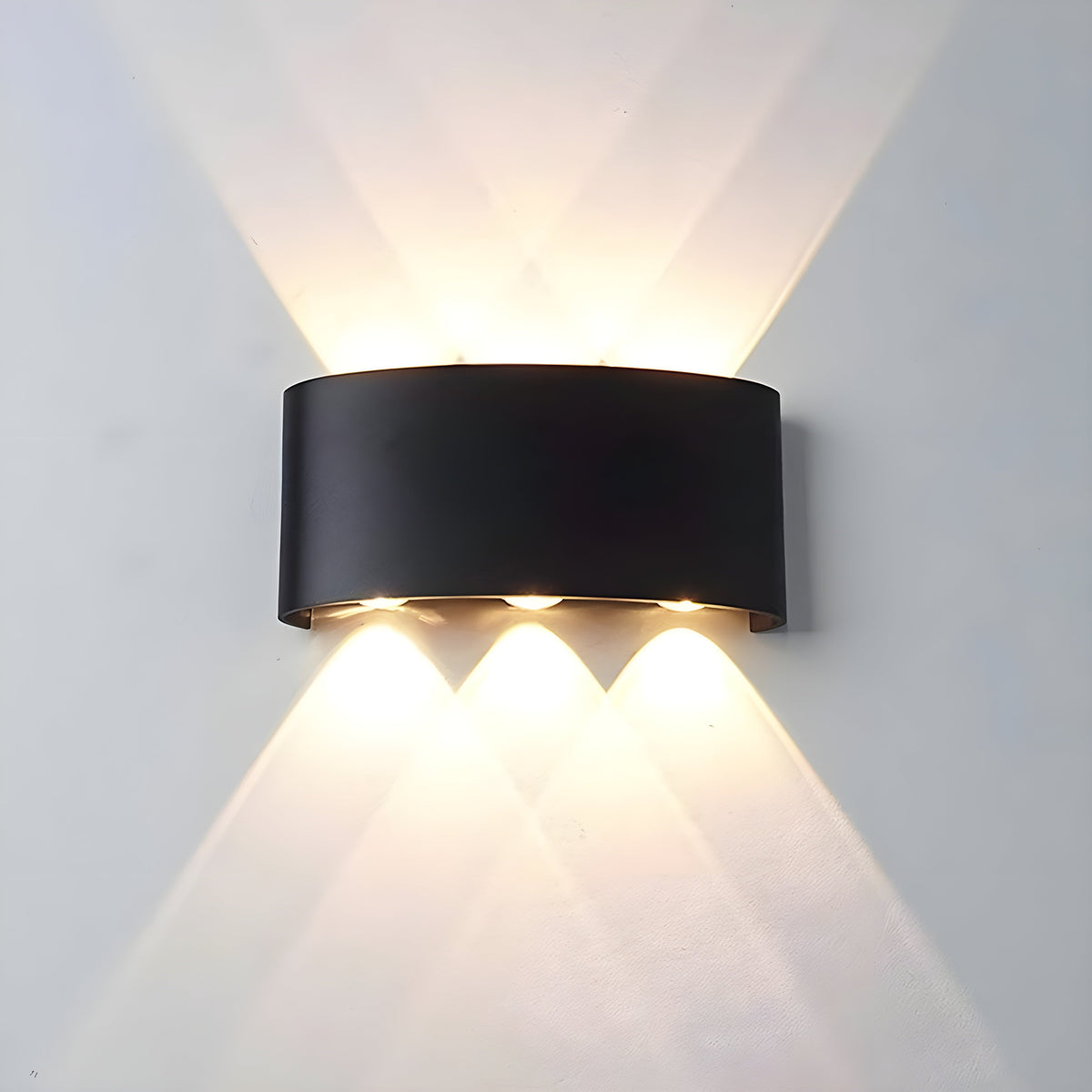 Vegglampe med LED og opp- og nedlys for inne og ute, 10 × 25 cm