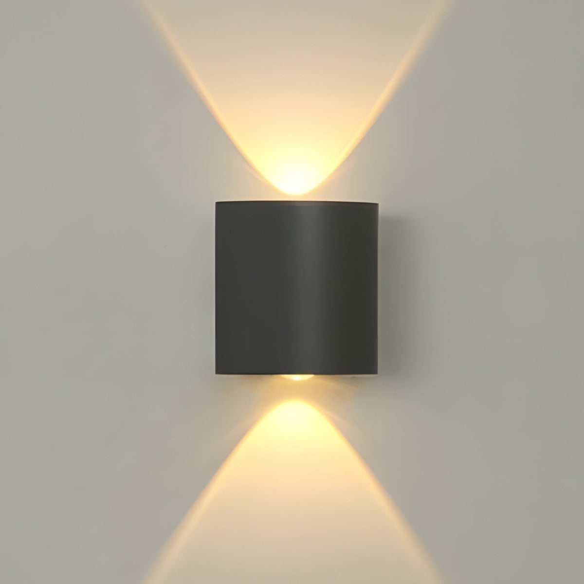 Vegglampe med LED og opp- og nedlys for inne og ute, 10 × 25 cm