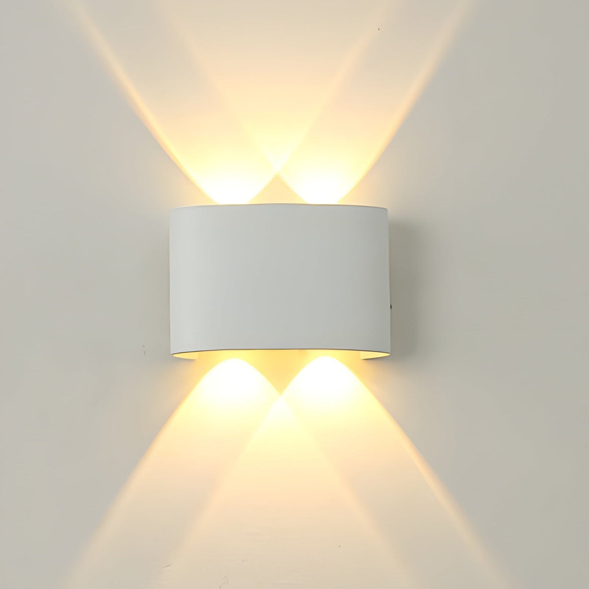 Vegglampe med LED og opp- og nedlys for inne og ute, 10 × 25 cm
