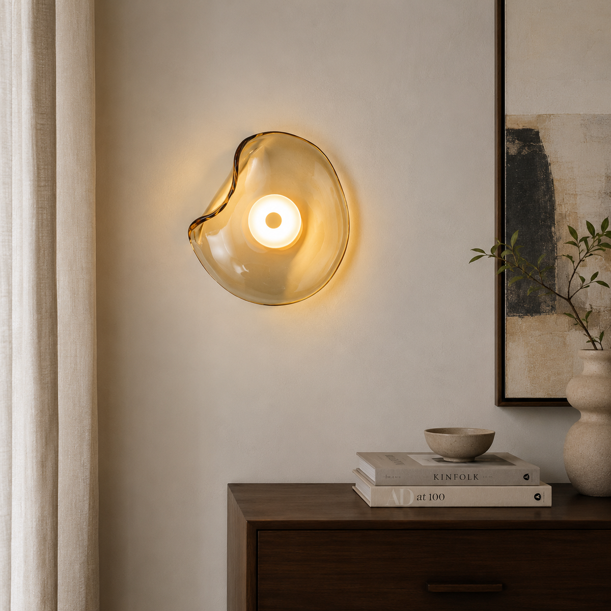 Vegglampe i kunstglass med LED - organisk form, 30 × 20 cm