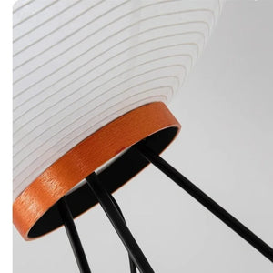 Gulvlampe i rispapir og metall - minimalistisk vintagestil, 53 x 120 cm