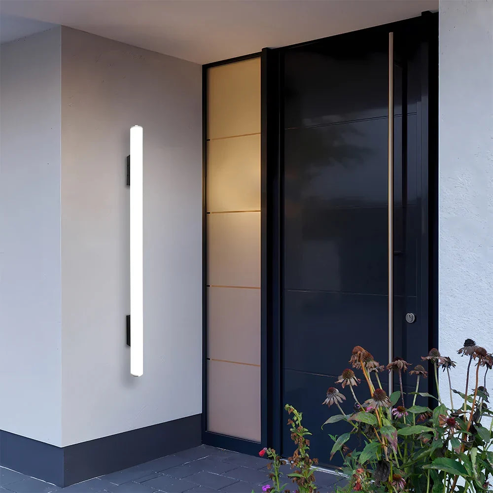 Utendørs vegglampe i aluminium med LED og opp- og nedlys - IP65