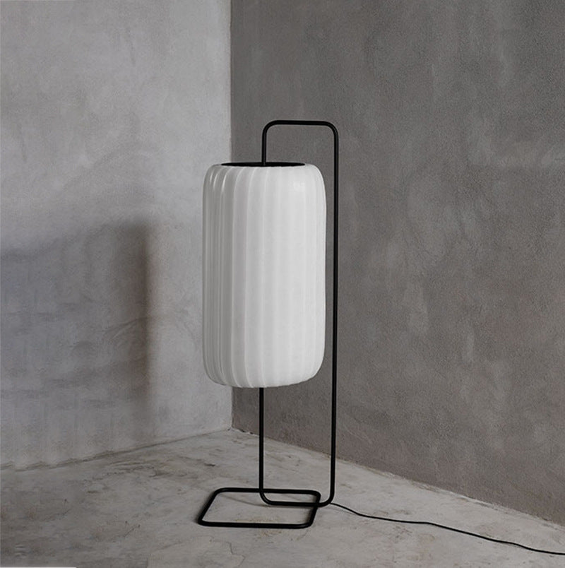 Gulvlampe med silkeskjerm og smijern - japansk stil med LED