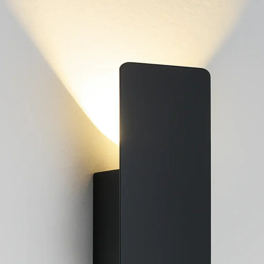 Utendørs vegglampe i aluminium - rektangulær med opp- og nedlys