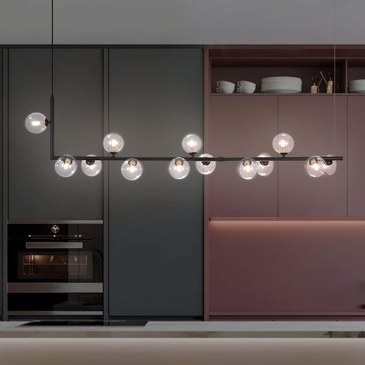Taklampe med doble glasskuler - lineær lysekrone i nordisk stil