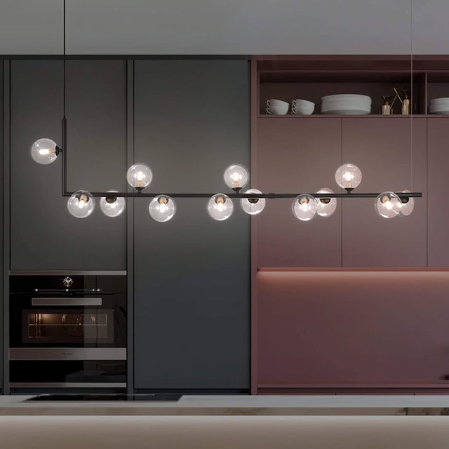 Taklampe med doble glasskuler - lineær lysekrone i nordisk stil