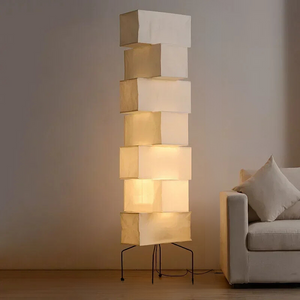 Gulvlampe med LED - japanskinspirert minimalistisk design