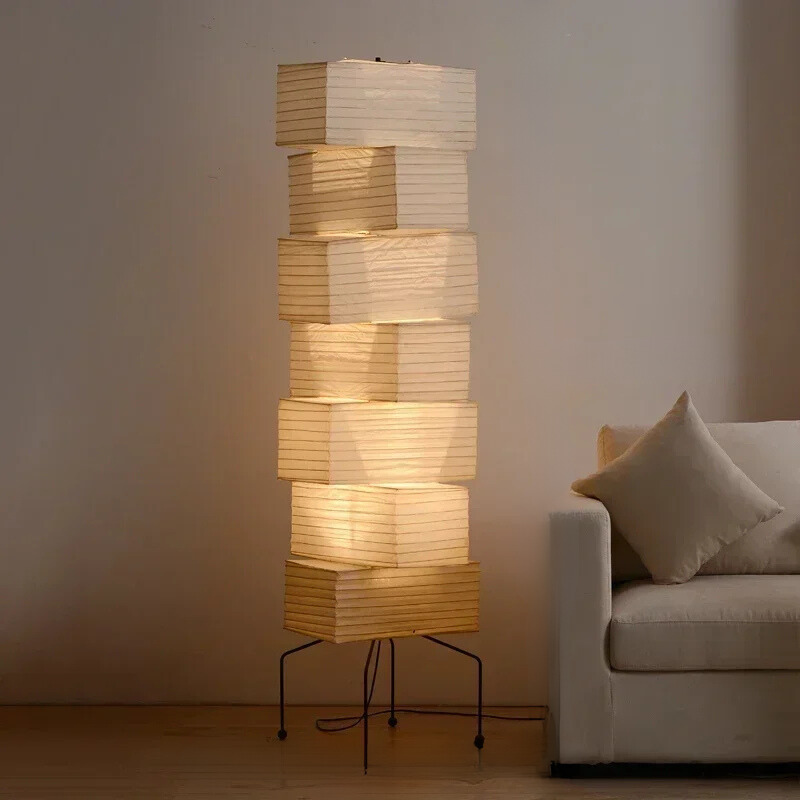 Gulvlampe med LED - japanskinspirert minimalistisk design