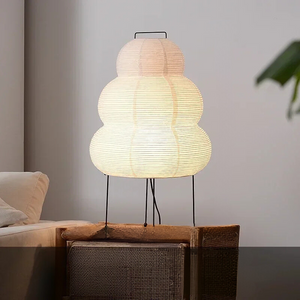 Gulvlampe med LED - japanskinspirert minimalistisk design