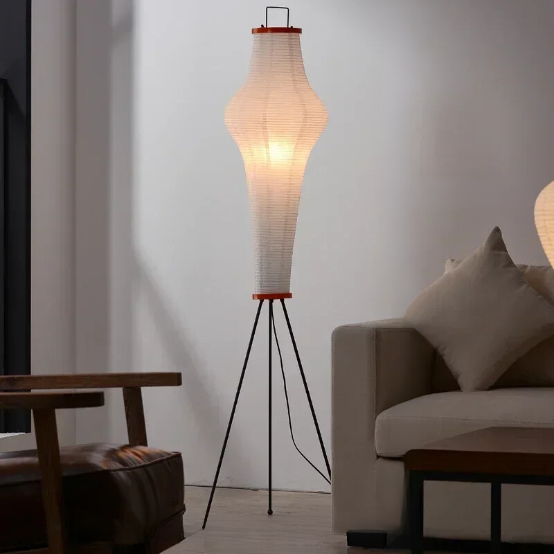 Gulvlampe med LED - japanskinspirert minimalistisk design