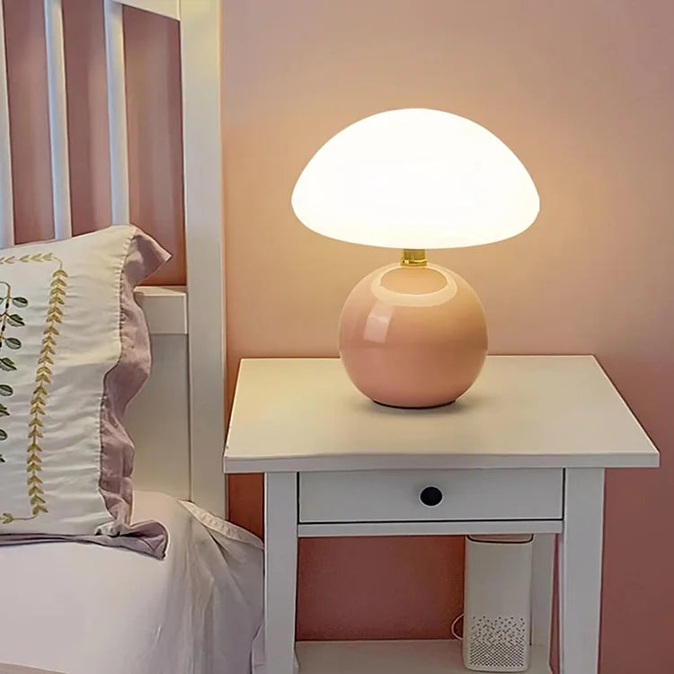 Bordlampe med fransk soppform og LED - 6 farger