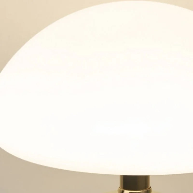 Bordlampe med fransk soppform og LED - 6 farger