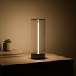 LED bordlampe i klar sylinder med lysstripe, trådløs, Klar og svart