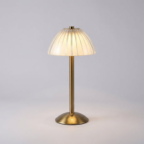 Oppladbar bordlampe med plissert skjerm og gullfot, Gull og hvit