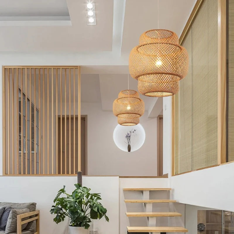 Pendellampe i flettet bambus med kuppel- eller klokkeskjerm, Natur