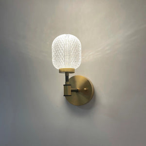 Vegglampe med krystallakryl og arm i messingfarge, Messing og klar
