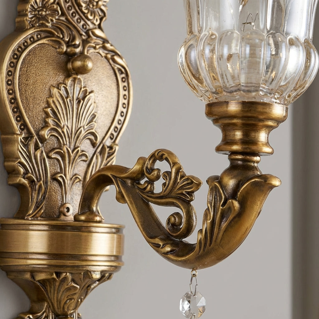 Vintage vegglampe i antikk messingfarge med glasskalk, Antikk messing